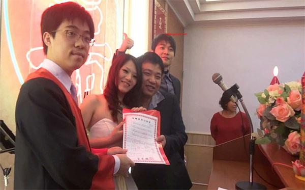 台湾新婚夫妻结婚典礼视频和洞房啪啪啪视频流出,新娘长相一般,贵在真实-sha